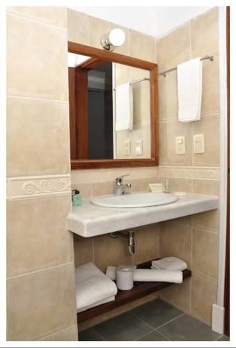 Отель Hotel Ayres Colonia