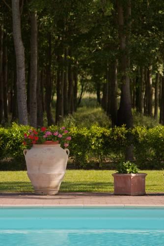 Отель Residenza Torre Del Colle
