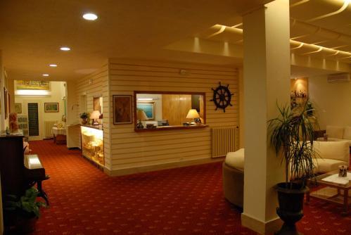Отель Europa Grand Hotel