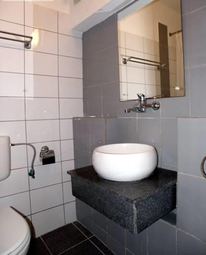 Отель Hotel Traian