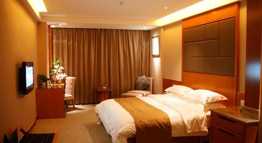 Отель Oriental Hotel Tong Xiang