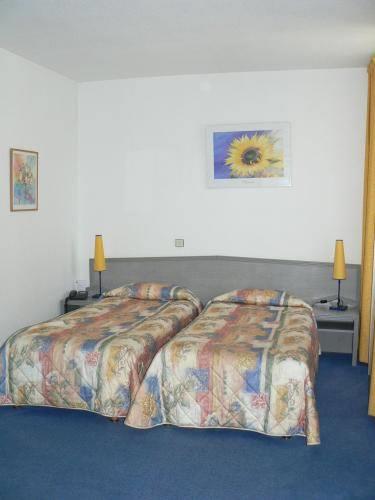 Отель Hotel de Genève
