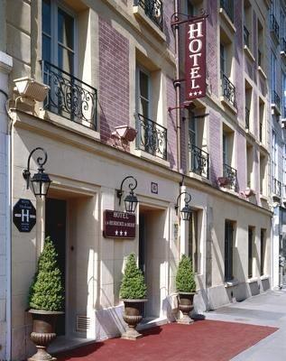 Отель Hôtel la Residence Du Berry