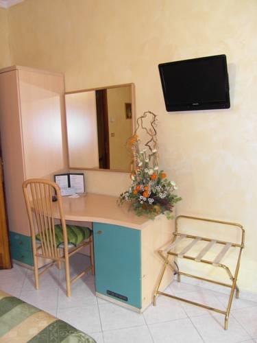 Отель Hotel City