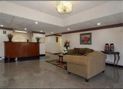 Отель Quality Inn Broken Arrow