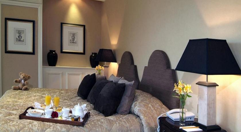 Отель The Elms Hotel & Spa- A Luxury Family Hotel