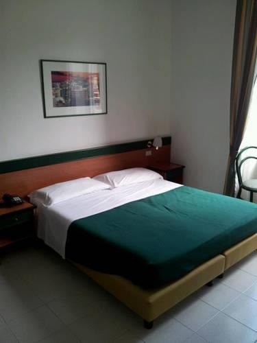 Отель Eden Hotel