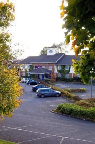 Отель Premier Inn Rugby North (Newbold)