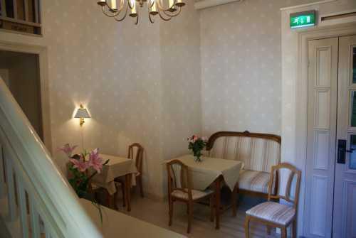 Отель Cafe & Hotel Pusa