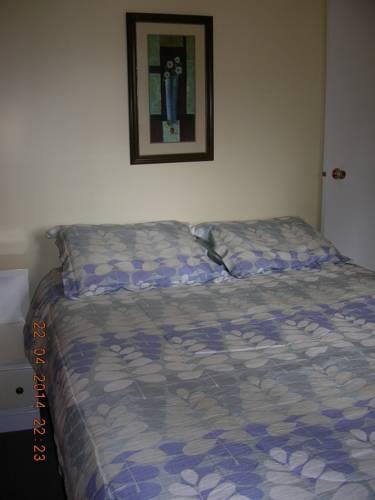 Отель Watauga Village Cabins and Suites