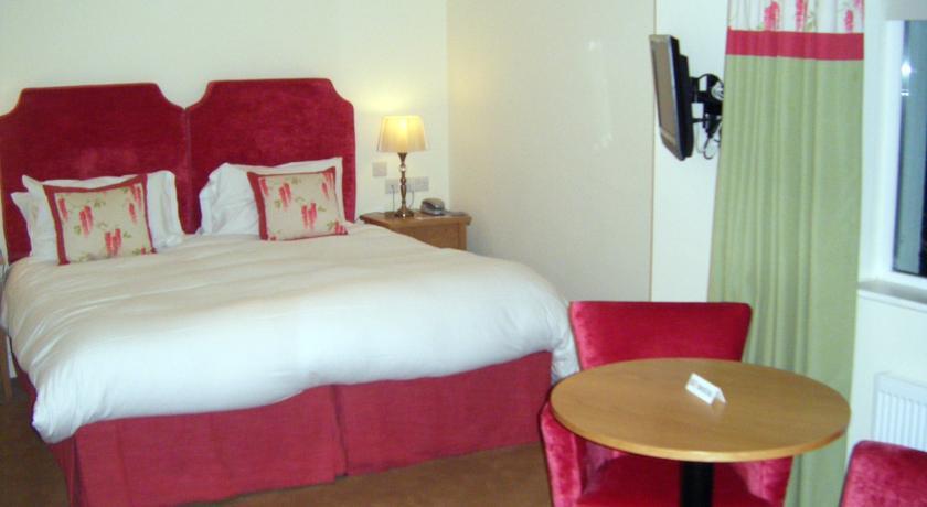 Отель Casey's Hotel