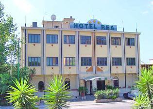 Отель Hotel Rea
