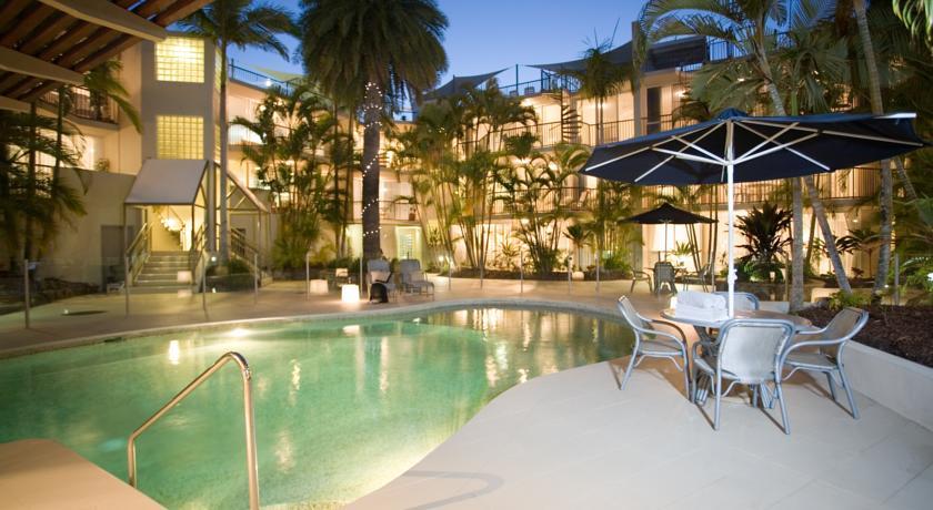 Отель Noosa Tropicana