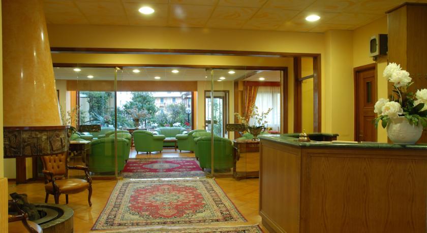 Отель Hotel Mondial Rapallo
