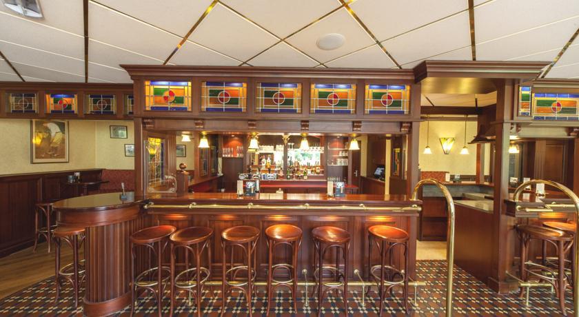 Отель Fletcher Hotel-Restaurant De Scheperskamp