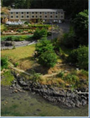 Отель Whiskey Point Resort