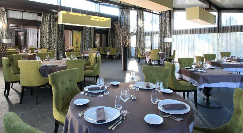 Отель Mercure Brignoles Golf de Barbaroux