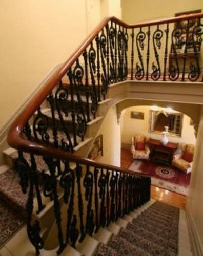 Мини-отель Waratah On York Bed & Breakfast