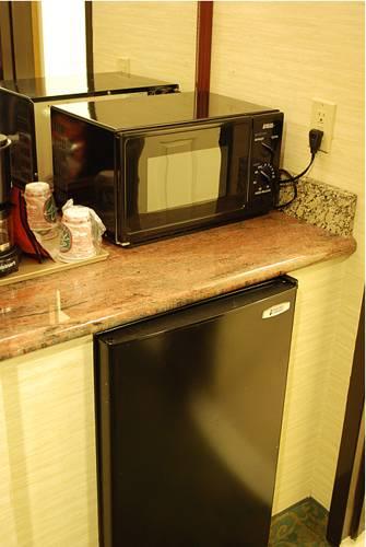Отель Baymont Inn & Suites Bremerton