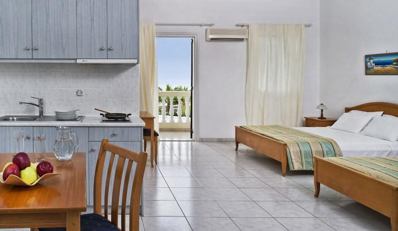 Мини-отель Golden Sun Studios & Apartments