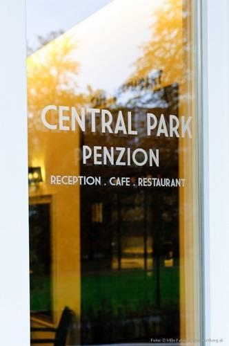 Отель Penzión Central Park
