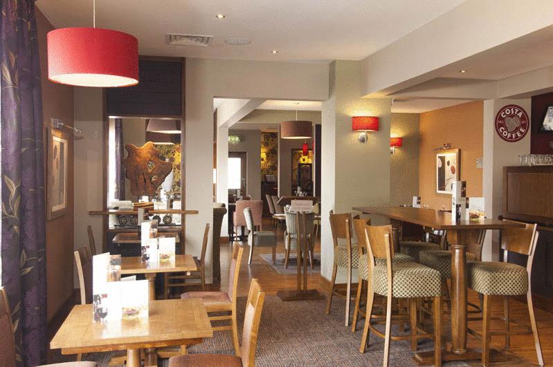 Отель Premier Inn Exeter Central St. Davids