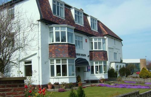 Отель Manor Heath Hotel