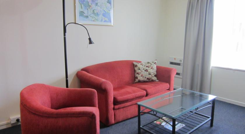 Отель Harringtons Motor Lodge