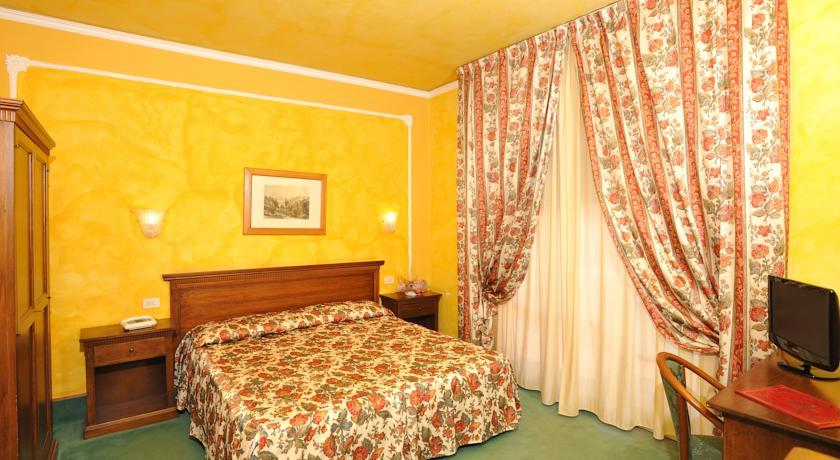 Отель Hotel Minerva Palace