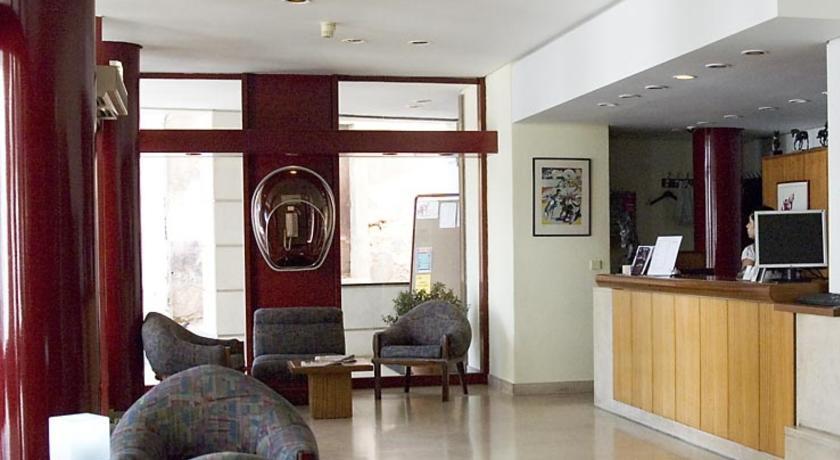 Отель Hotel Dos Cavaleiros