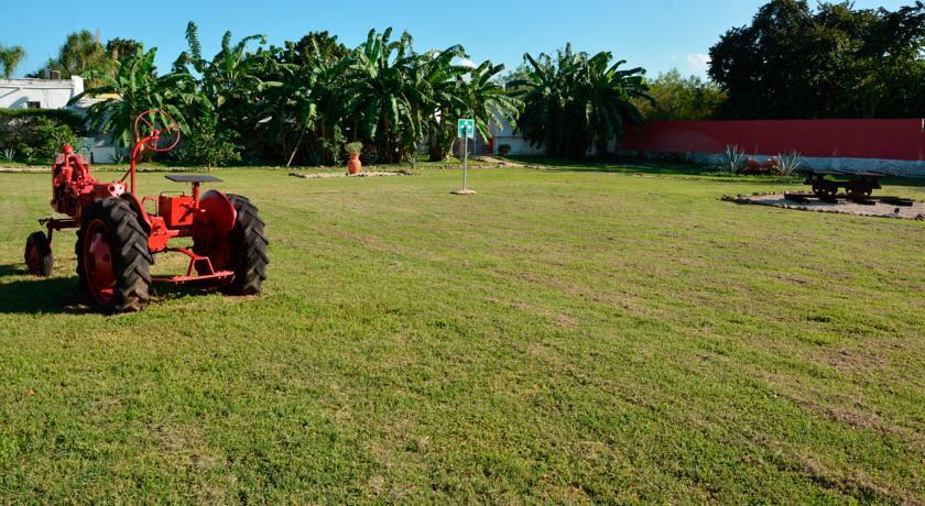 Hacienda Inn Aeropuerto
