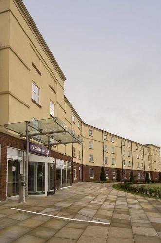 Отель Premier Inn Stoke (Trentham Gardens)
