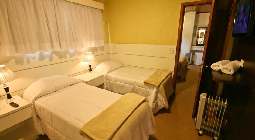 Отель Chris Park Hotel