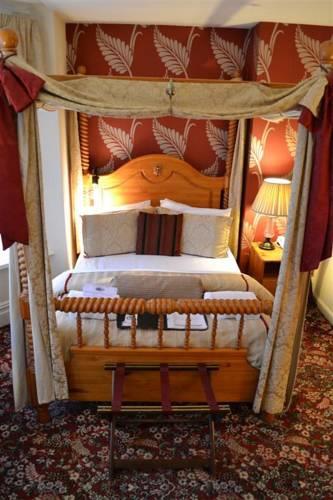Отель Brookside Hotel