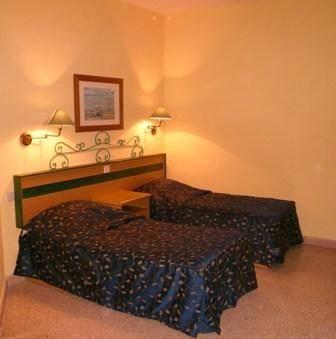 Апартаменты Burlington Apartments