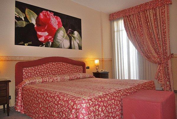 Отель Green Hotel