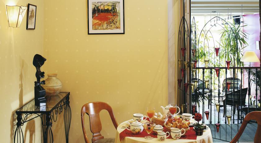 Отель Citotel Le Rohan