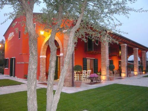 Отель Borgo D'Asolo