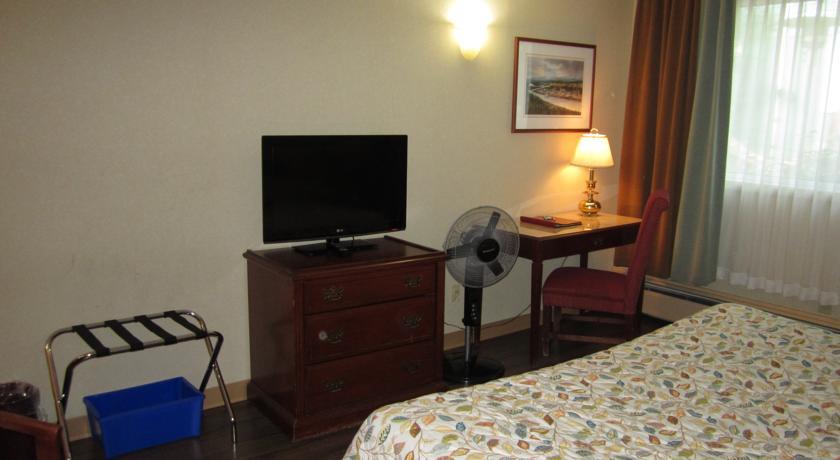 Отель Westmark Whitehorse Hotel and Conference Center