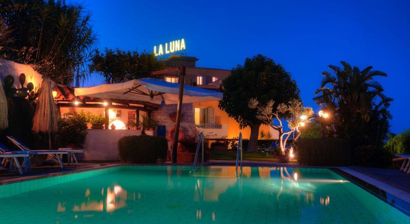 Отель Hotel La Luna