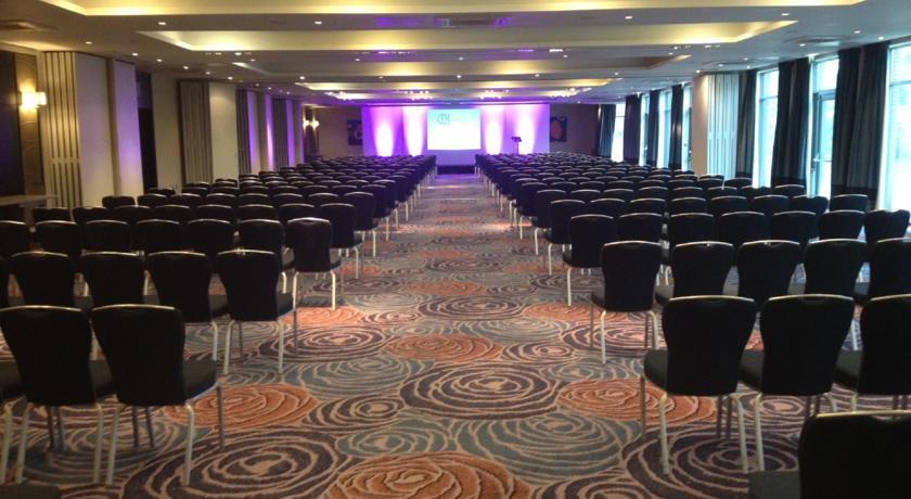 Отель The Nottingham Belfry - QHotels