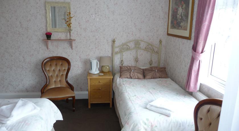 Отель High Ways House