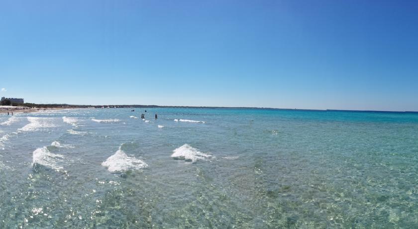 Отель Costa Brada Resort