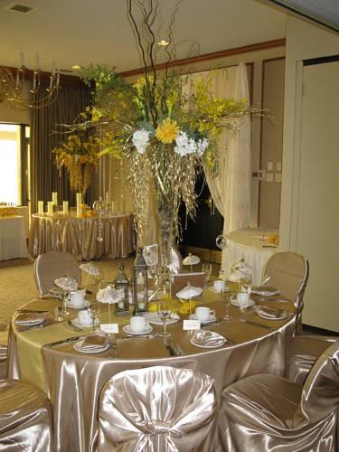 Отель Best Western PLUS Guildwood Inn