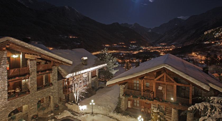 Отель Mont Blanc Hotel Village - Small Luxury Hotels of the World