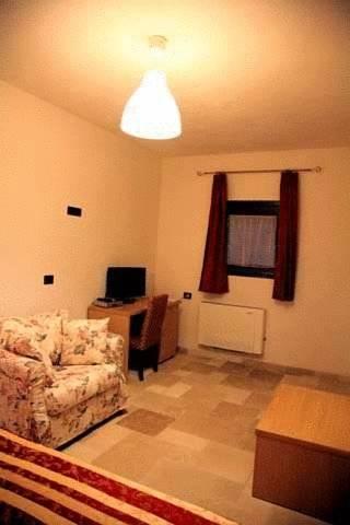 Мини-отель Guest House B&B Pietra Bianca