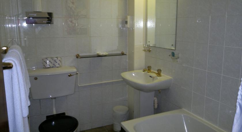 Отель Hunters Lodge Motel