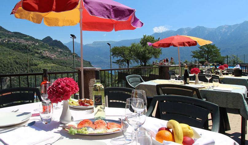 Отель Hotel Garnì Al Poggio