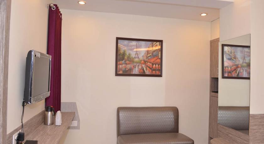 Airport Hotel Mayank Residency