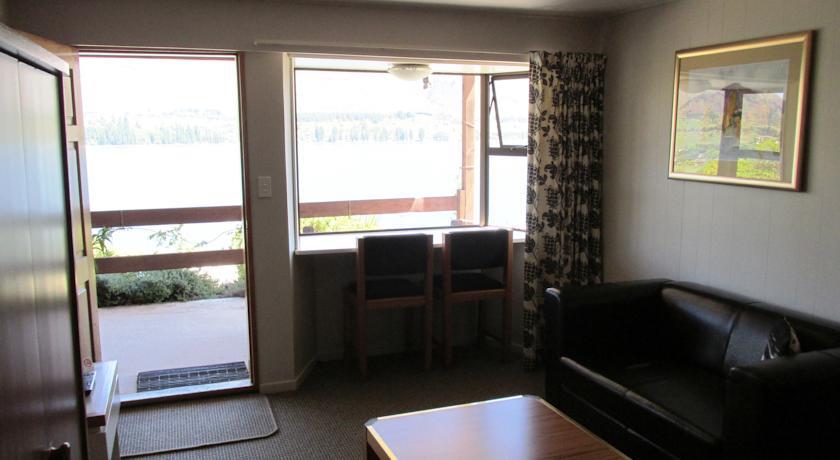 Отель Lakeview Motel